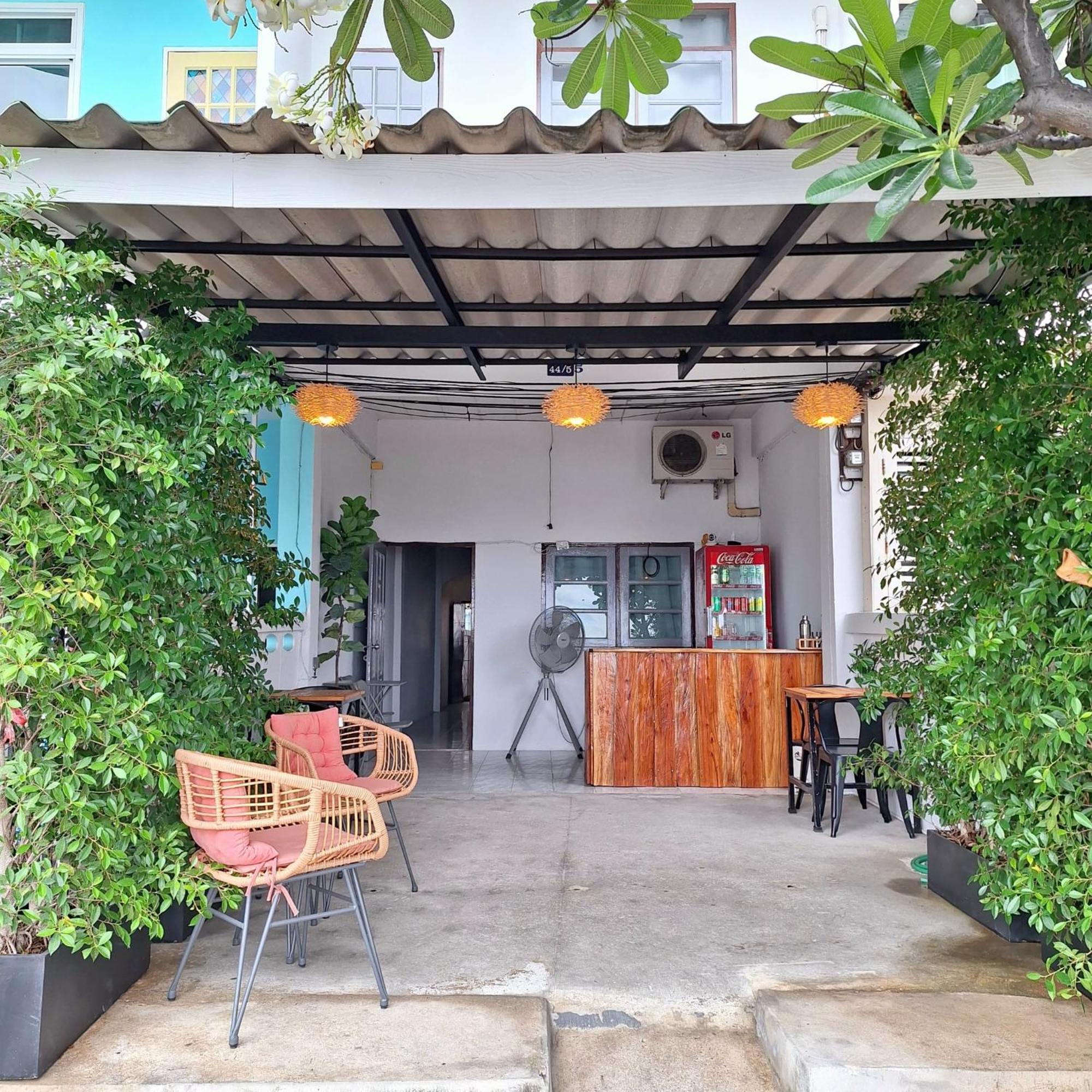 Jungle Cafe And Guesthouse Prachuap Khiri Khan Extérieur photo